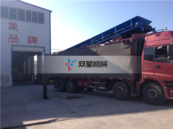 鋁合金粉碎機設(shè)備發(fā)貨現(xiàn)場圖二