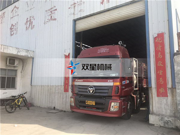 皓星鋁加工粉碎機設(shè)備發(fā)貨現(xiàn)場