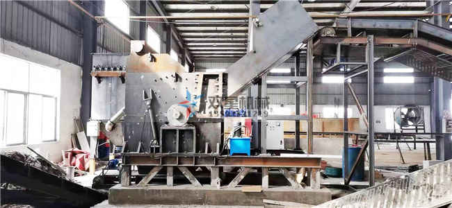 報廢汽車用的廢鋼破碎機多少錢一套？用什么型號？